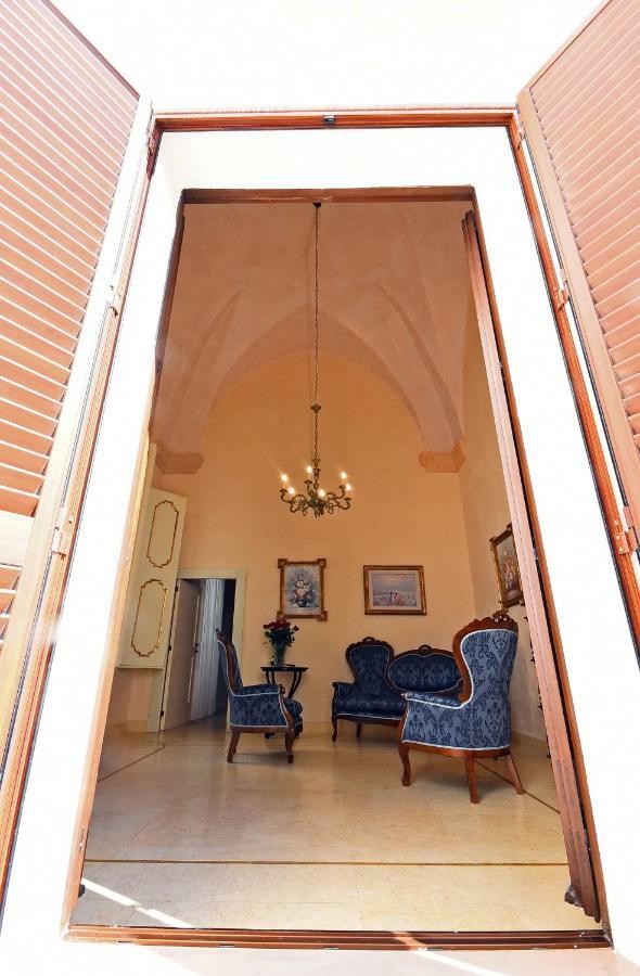 B&B Insula Gallipoli Buitenkant foto